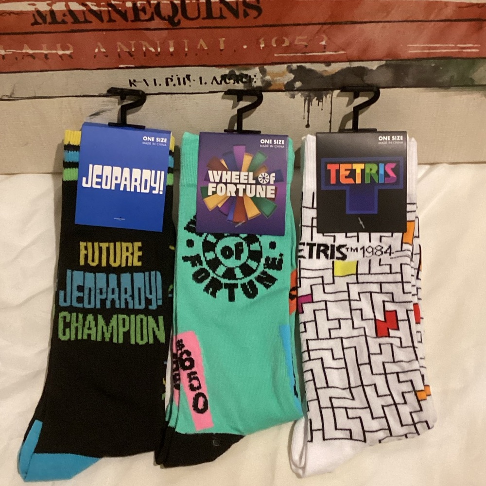 Jeopardy! Wheel of Fortune Tetris Men's Socks Set